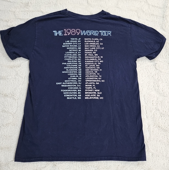 Taylor Swift, 1989 World Tour, tshirt size M - Picture 2 of 3
